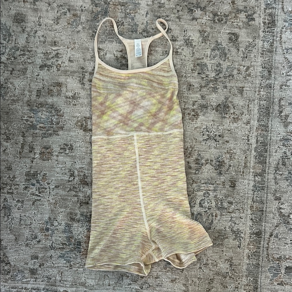 Aerie Athletic Romper in Beige and Yellow